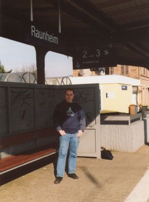 [Photo: Mad Butscher at the train station]