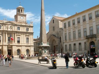 Arles.