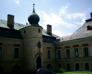Pozor pad omtka.