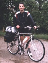 V�e co na mn� vyd�te je mokr� skrz na skrz!