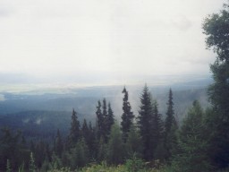 Pohled ze trbskho Plesa do dol na Nzk Tatry.