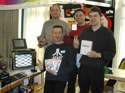 [Photo: The winners of the Bremspunkt competition. Look at their fingers]