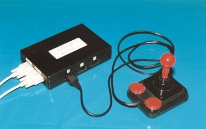 [Photo: Multijoy 8 interface external]