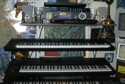 [Photo: Tim's keyboard rack]