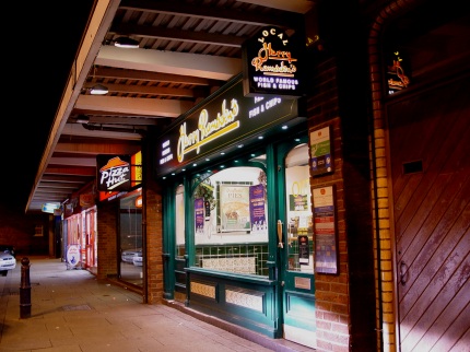 [Photo: Harry Ramsden's Fish and Chips]