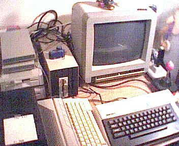 [Photo: Del McCool's Atari collection]