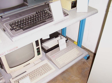 [Photo: Atari 130XE 8-bit system]