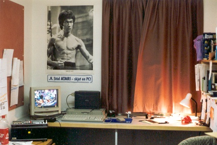 [Photo: Mega STE at university halls]