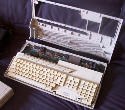 [Photo: ST with its lid off]