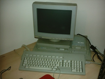 [Photo: Five quid Mega STE]