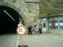 Hochtor tunnel (2505mnm) - nejvy��� m�sto cel� trasy