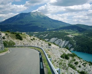 P�r serpentin sjezdu - fr�elo to par�dn�.