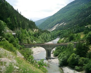 A my jedeme d�l...