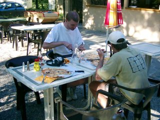 To bychom na va�i�i v kotl�ku t�ko ukuchtili.