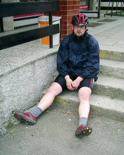 Jenom chvili�ku posed�m a hned zas pojedu...